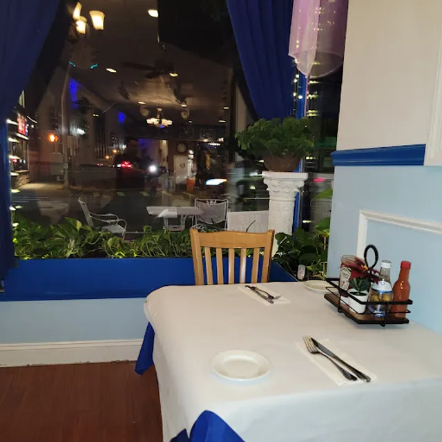 Yummy Gyro Restaurant