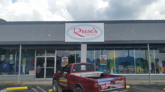 Gordon Hills Shopping Center