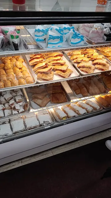 Delicias Bakery & Delicatessen