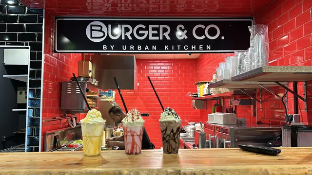 Burger & CO