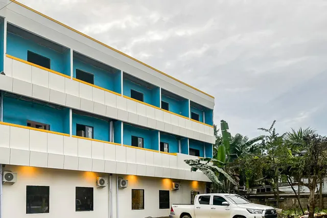 Sans Hotel Elrose Place