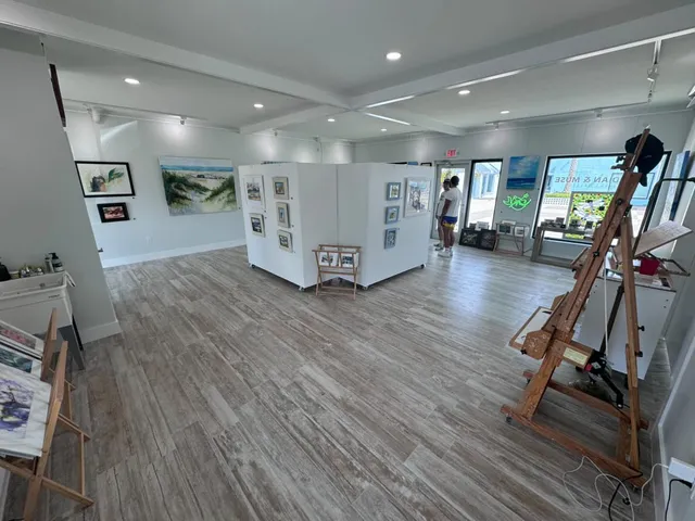 Meridian & Muse Fine Art Gallery