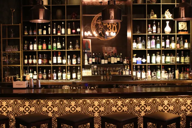 Dark 30 Wine & CraftCocktail Bar