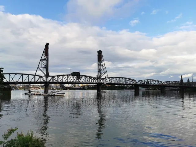 South Hawthorne Waterfront Park