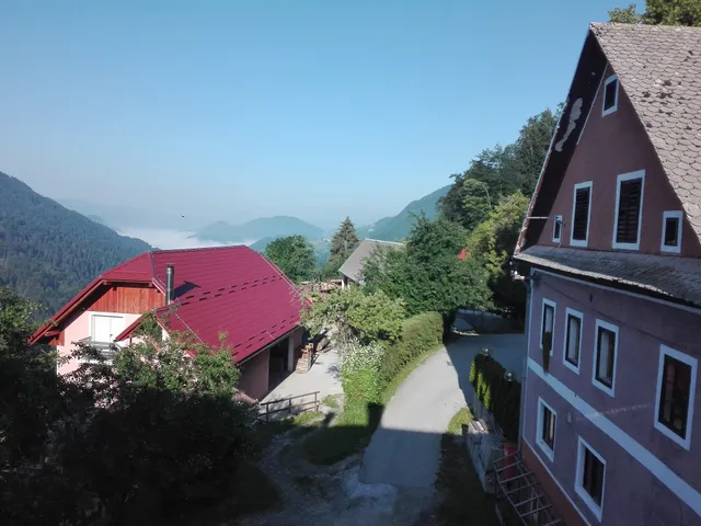 Bar pri lovcu Lucija Čemažar s.p.