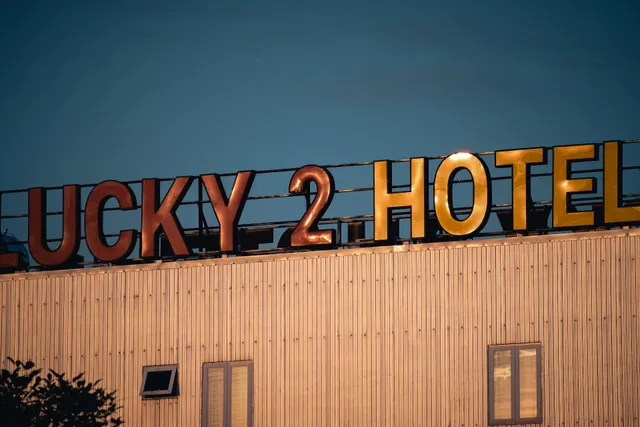 Lucky 2 Hotel