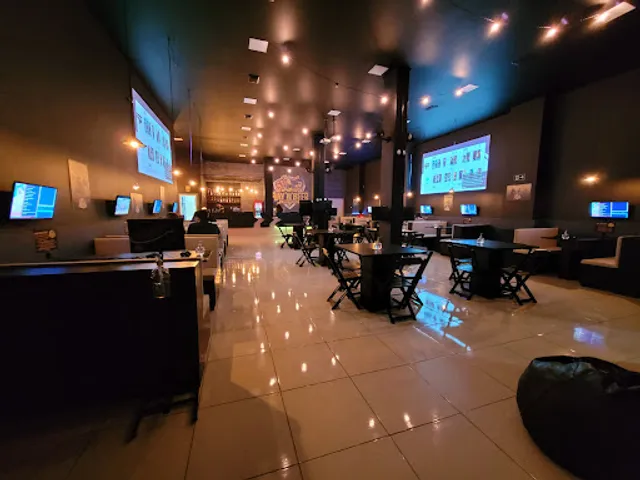 Play'n Burger Retrô Games & E-Sports