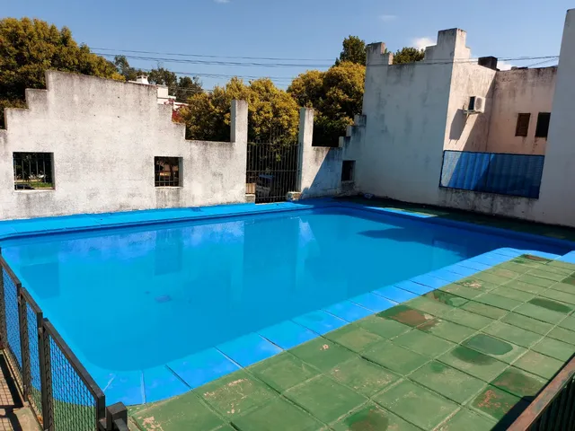 Alojamiento Castillo Del Lago