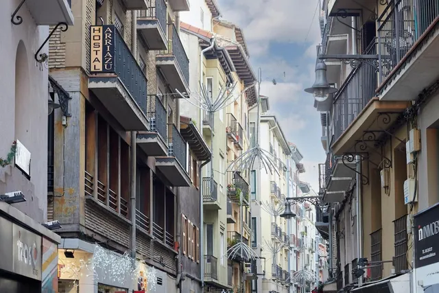 Hostal Arriazu - Pamplona