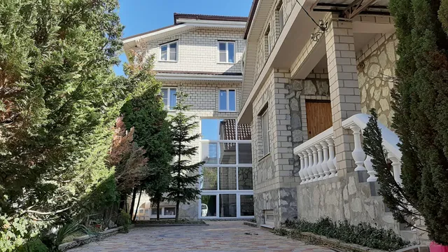 LeVladia гостевой дом