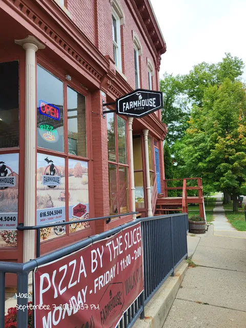 Michigan Farmhouse Pizza