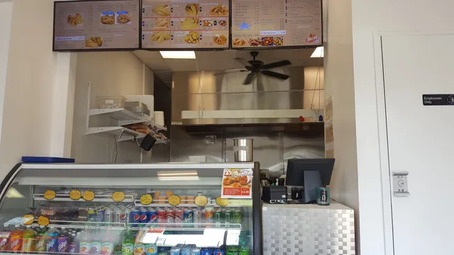 Hook Fish and Chicken Homestead-Waterfront