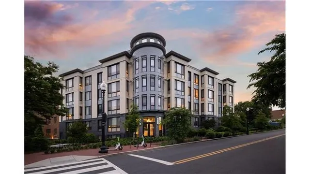 Reside Navy Yard, a Wyndham Residence