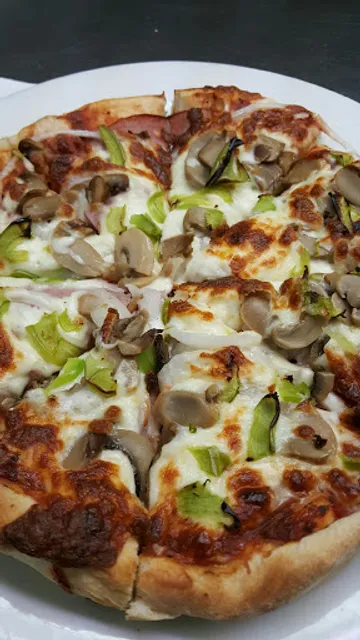 EB's Dining / EB's Catering