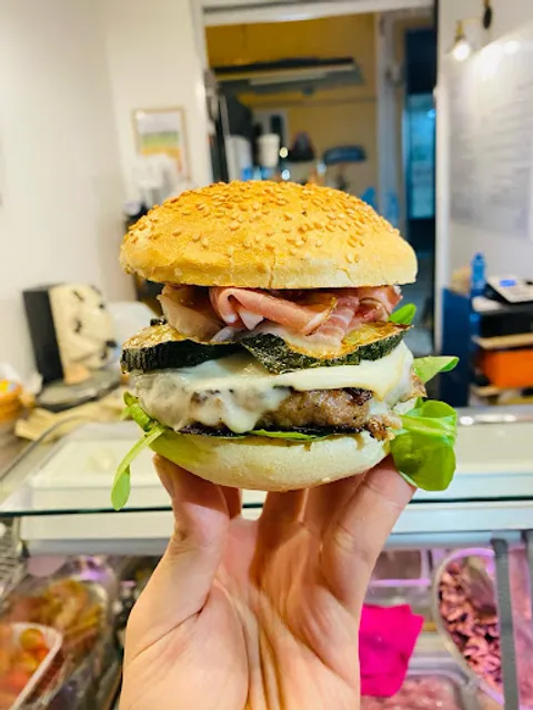 Passìu Food and Drinks (streetfood 🥓 sandwich 🥪 burger🍔 fish 🍤 drink 🍹)