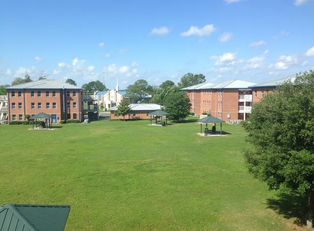 Navy Gateway Inn Hotel (Check in)