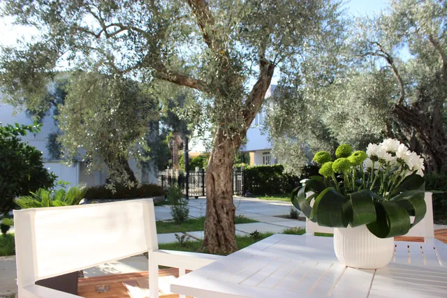 La Laguna Boutique Apartments