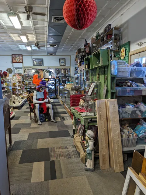 A2Z Treasures AND Thrift Store