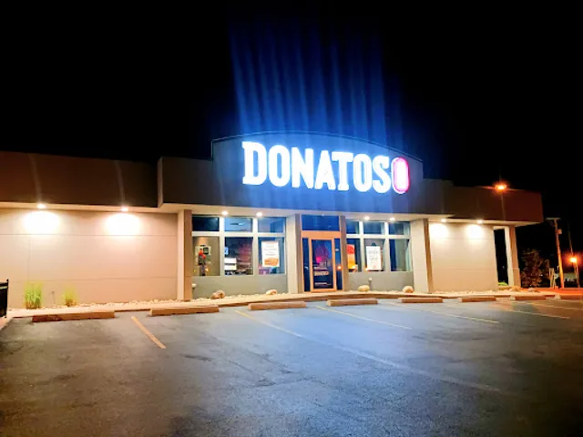 Donatos Pizza
