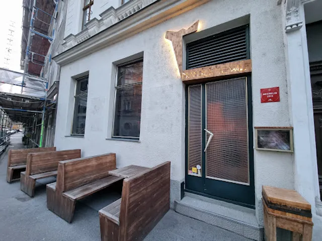 Pramerl and the Wolf