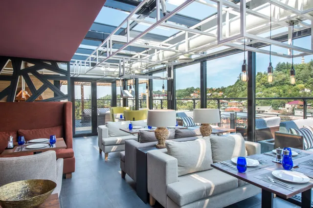 The View Restaurant & Bar