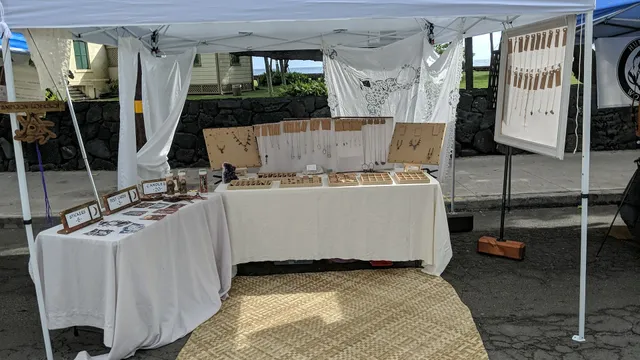 Kokua Kailua Downtown Village Stroll