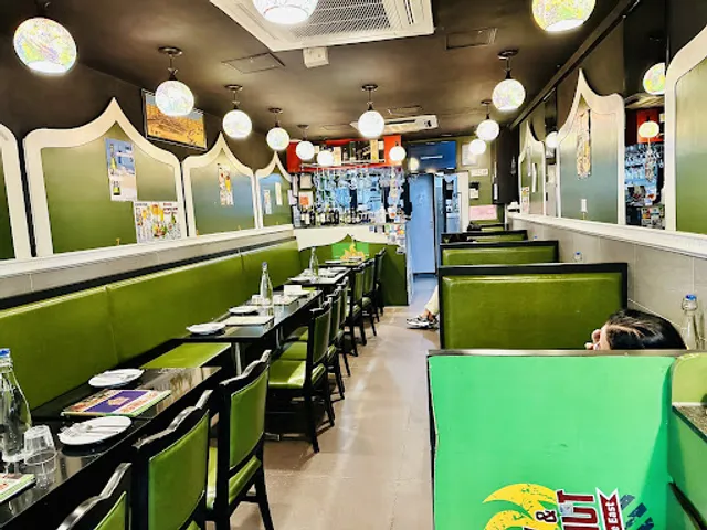 Curry & Kabab Hut