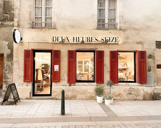 Deux Heures Seize - Concept store