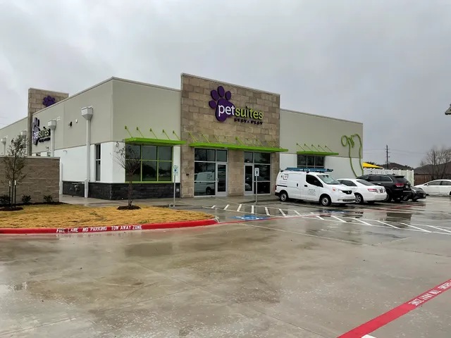 PetSuites Cypress Springs