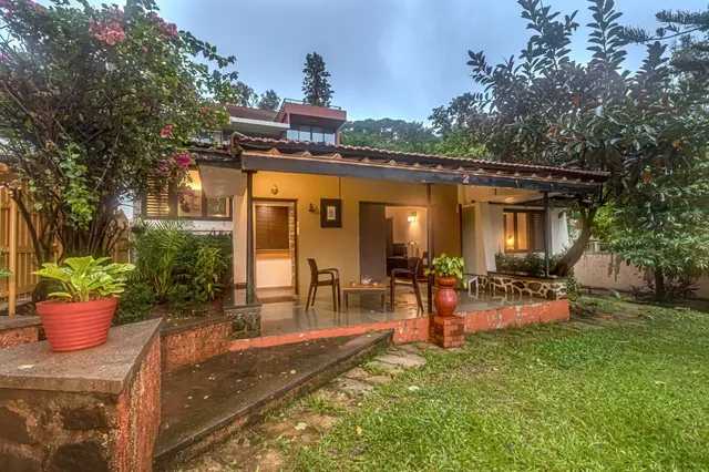 SaffronStays Artica - 4 Bedroom Villa in Lonavala