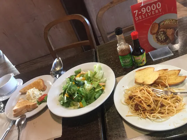 Pancake House Shell Station