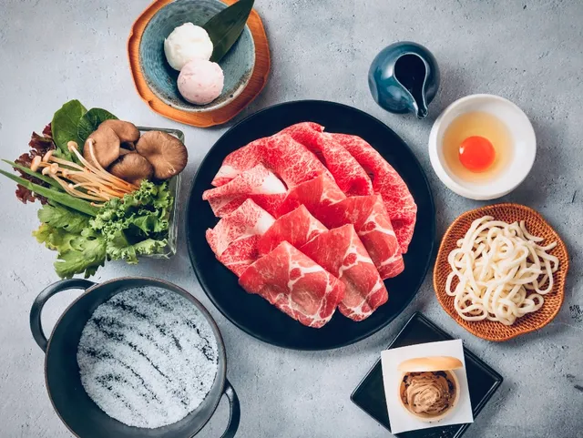 SUKIYAKI SHABUSHABU TSUKADA