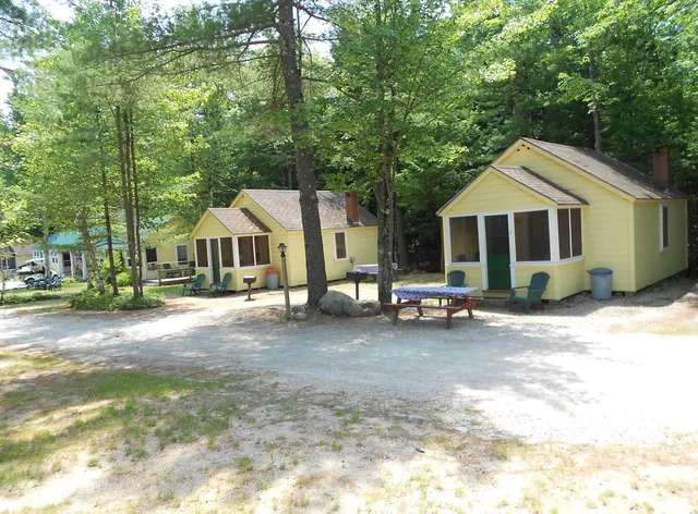 Tanglewood Motel & Cottages