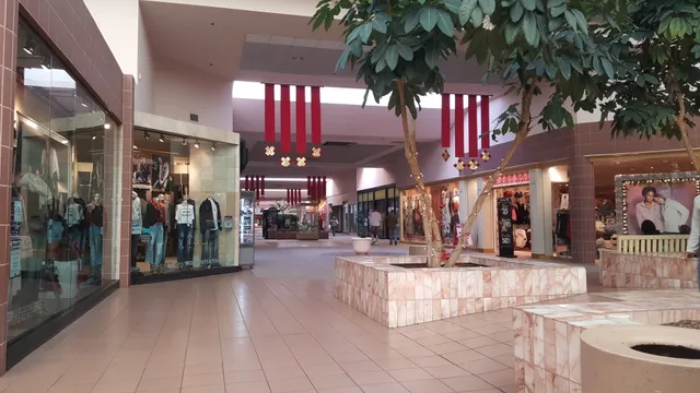 Midway Mall
