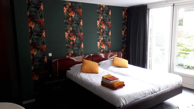 de Notenbalk aan Zee