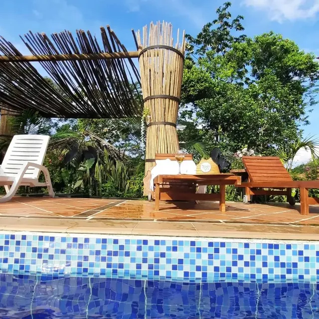 Hotel del río, Naturalmente único