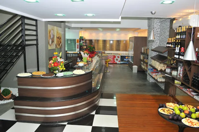 Panificadora e Confeitaria Di Pão