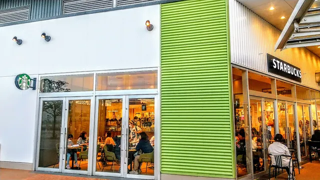 Starbucks Coffee - Cocoon 1, Cocoon City Saitama-Shintoshin