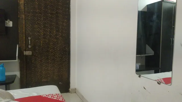 OYO 39697 HOTEL AARAV