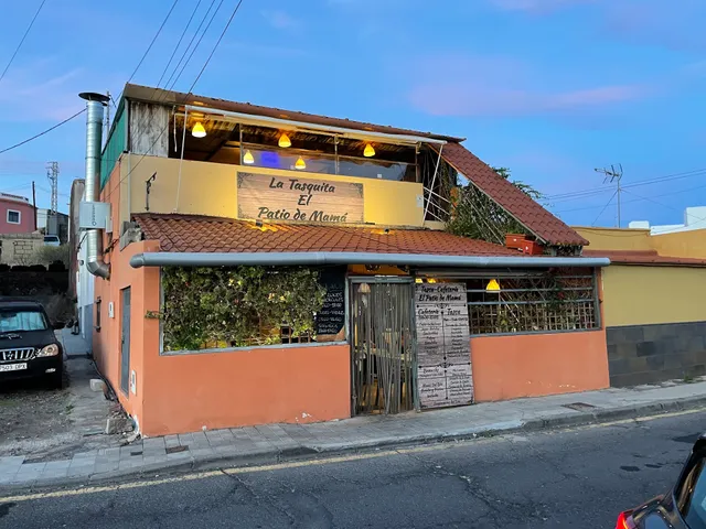 Tasca cafetería El patio de mamá