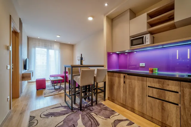 Golden Wood apartmani