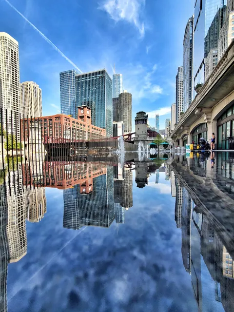 The Water Plaza | Riverwalk