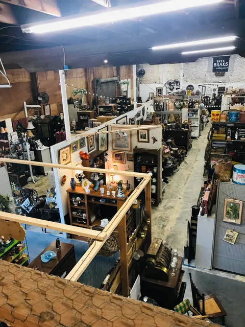 Brik Brak’s Antiques