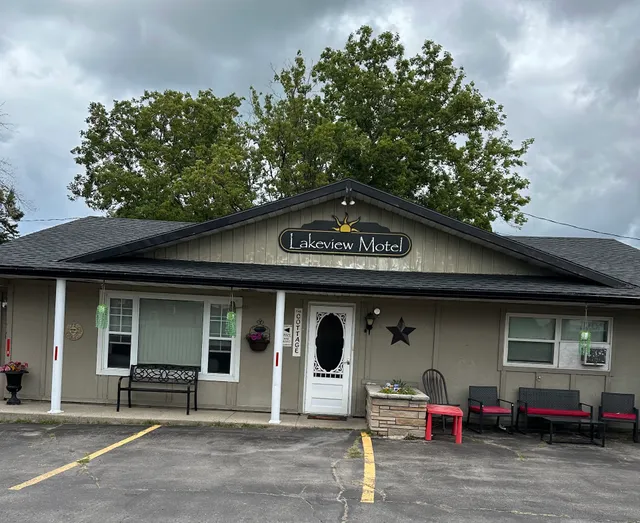 Lakeview Motel