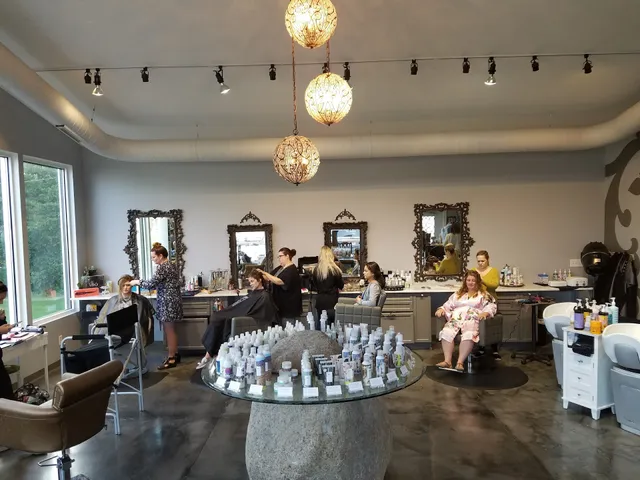 Salon Elizabeth