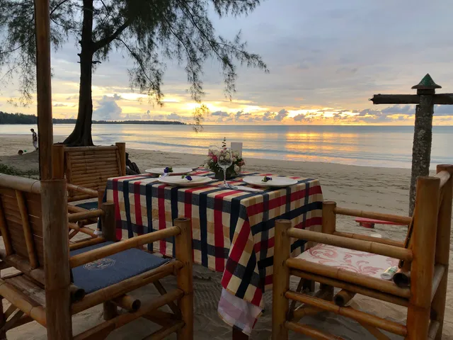 Chill-lay Restaurant & Bar ร้านอาหารชิลเล