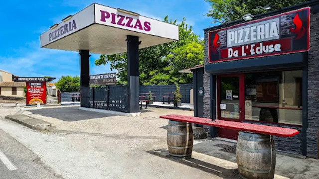 Pizzeria De L'écluse - Au feu de bois / Distributeur de pizza 24h/24 7j/7