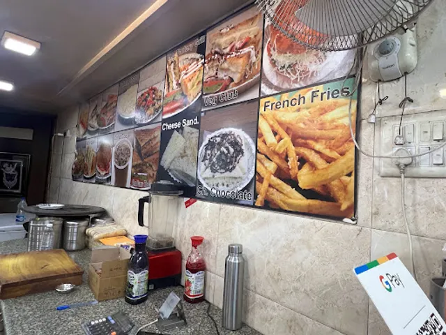 NEELAM SANDWICH & PIZZA