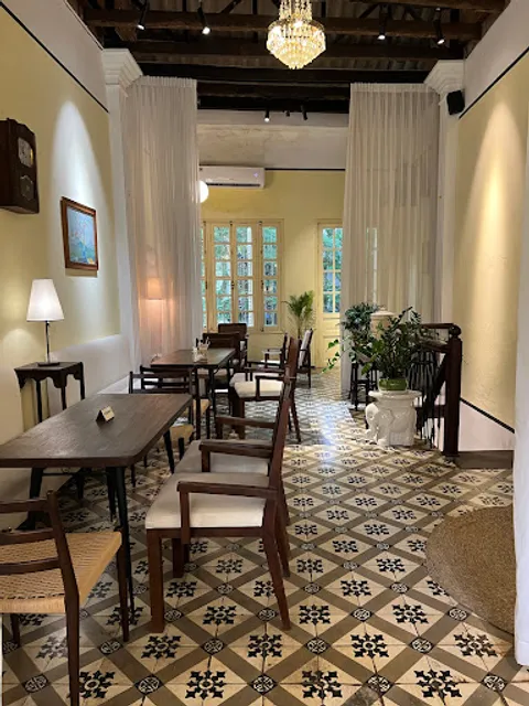 No. 1986 Coffee Phan Bội Châu