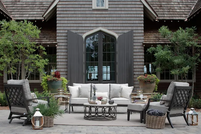 Knight Furniture Showrooms Inc.